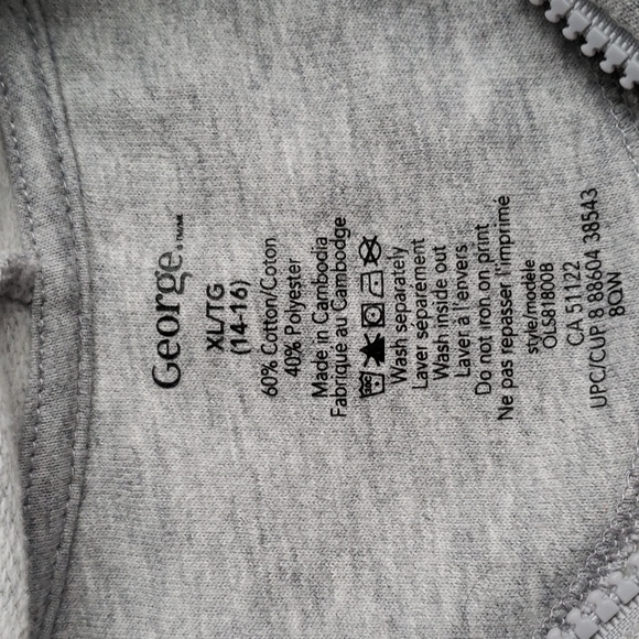 BNWO Tags Canada Hoodie, Unisex Youth - Picture 2 of 2